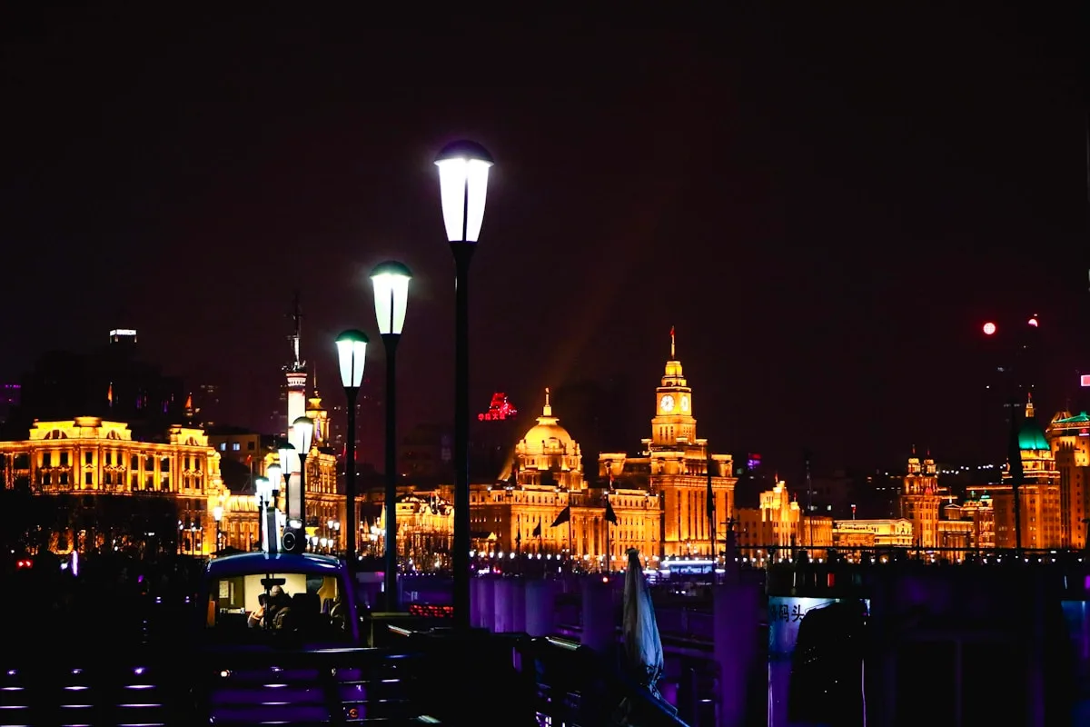 The Bund Bar Crawl